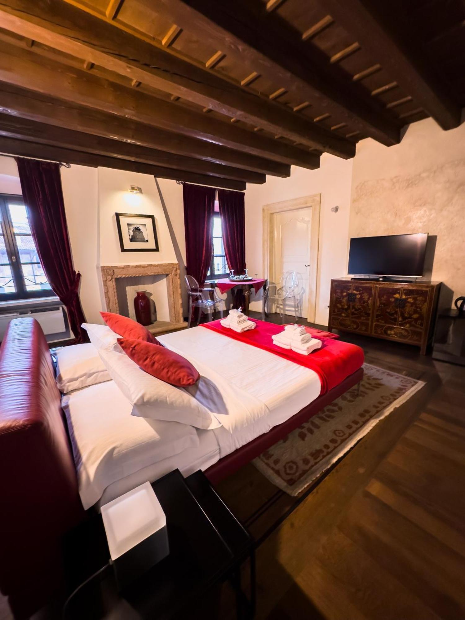 Truly Verona - Delle Erbe Suites Exteriér fotografie