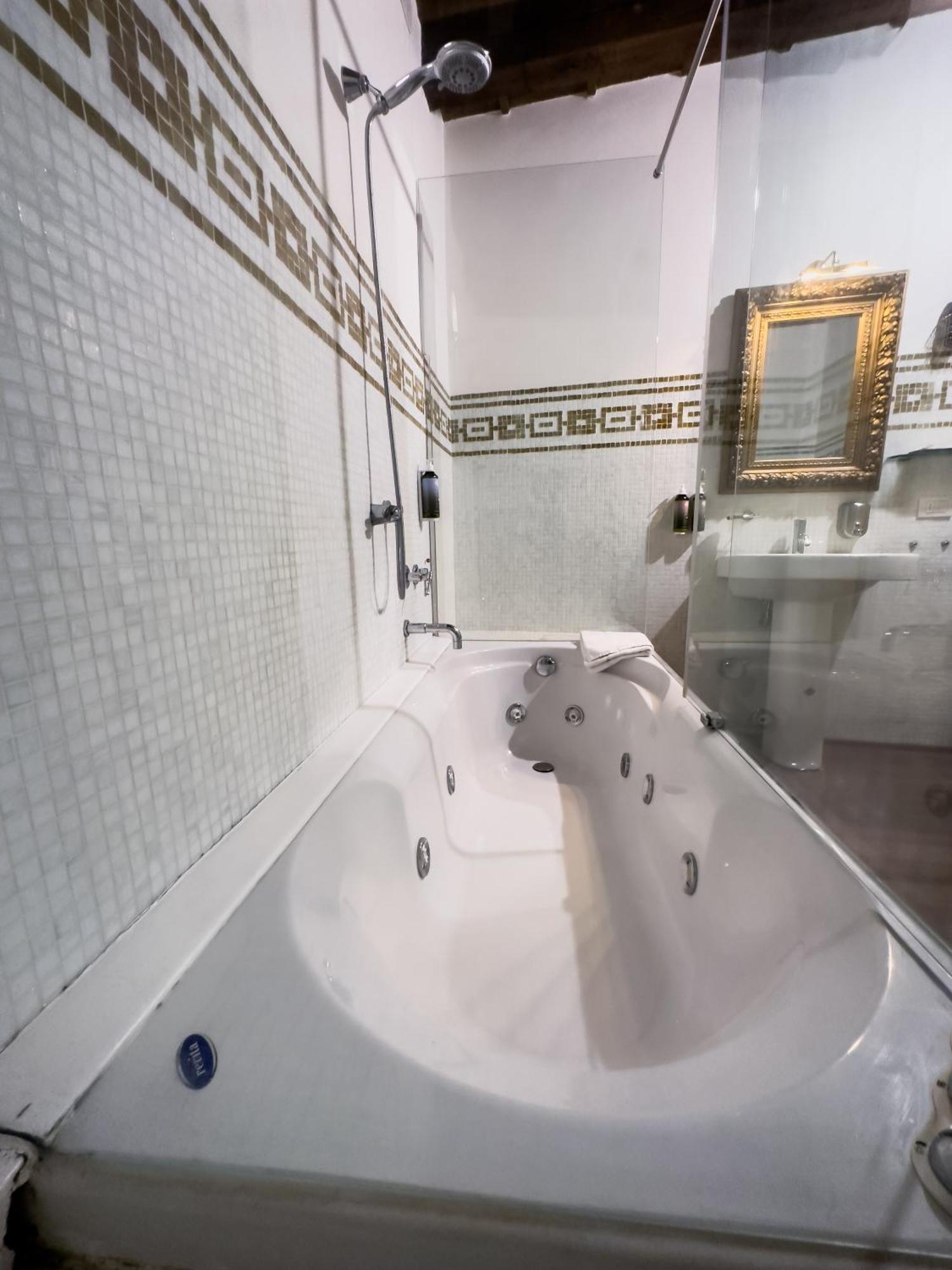Truly Verona - Delle Erbe Suites Exteriér fotografie