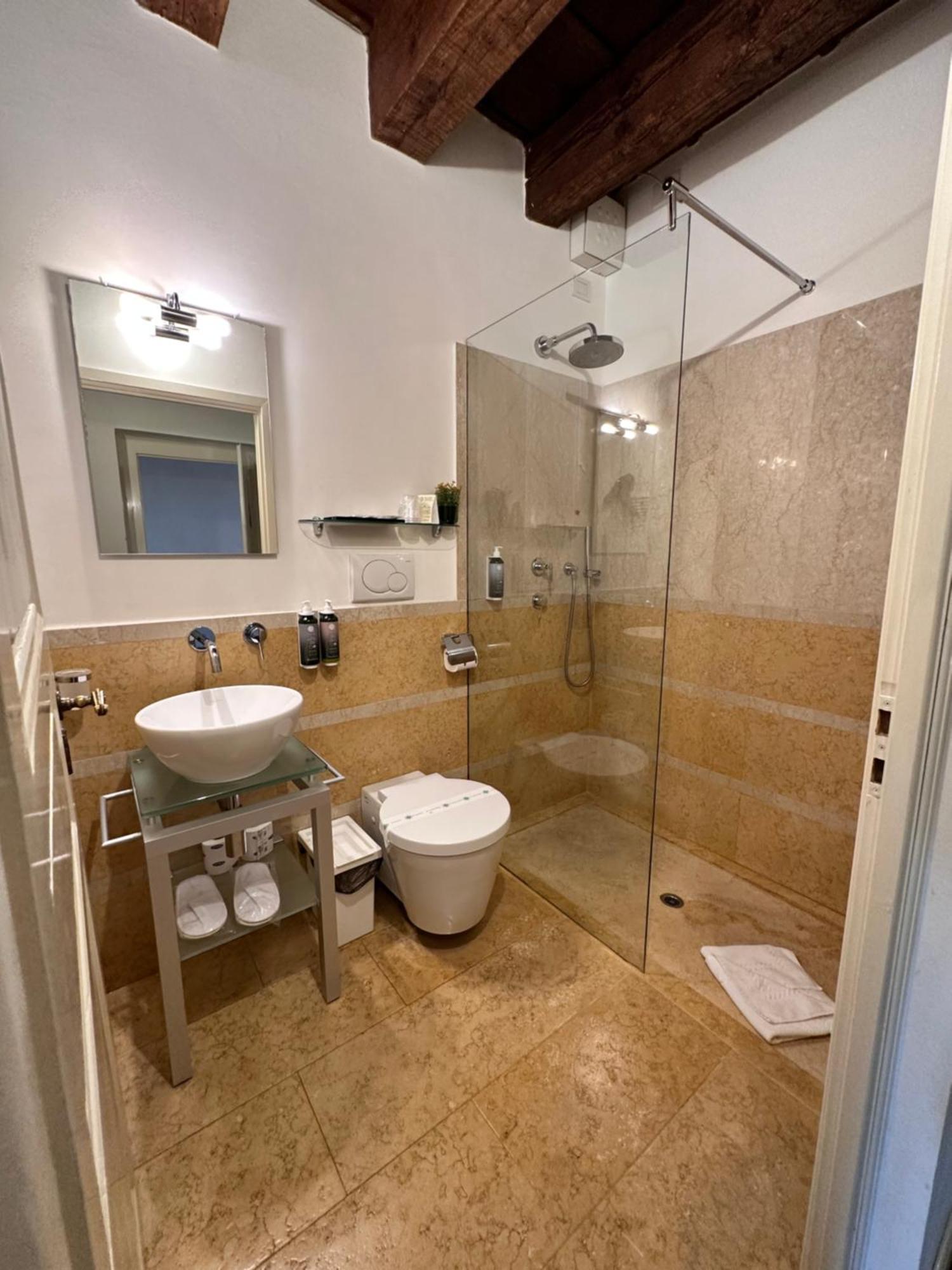 Truly Verona - Delle Erbe Suites Exteriér fotografie
