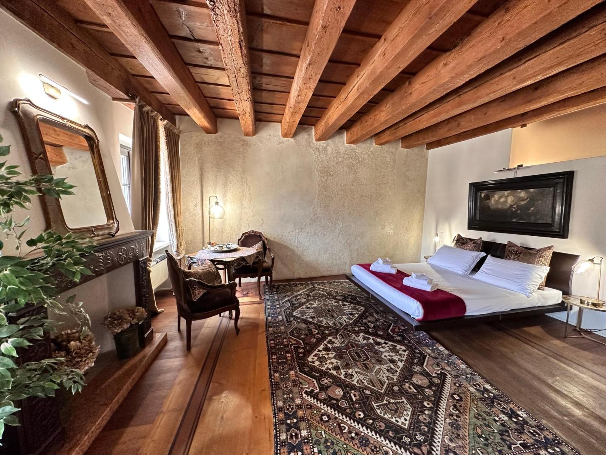 Truly Verona - Delle Erbe Suites Exteriér fotografie
